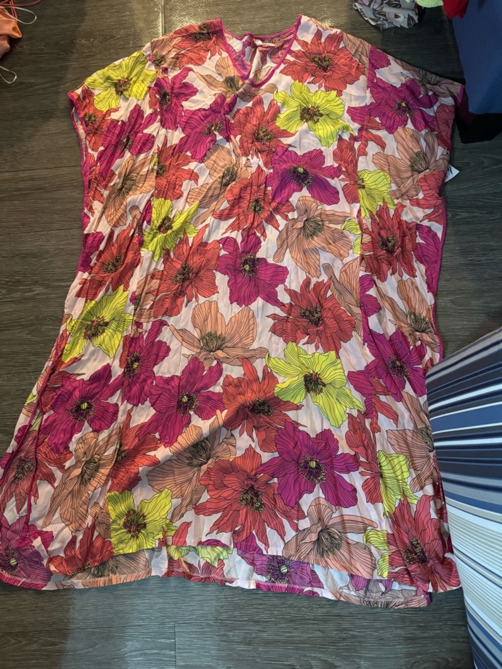 Time and Tru Pink Multi Floral V-Neck Tunic